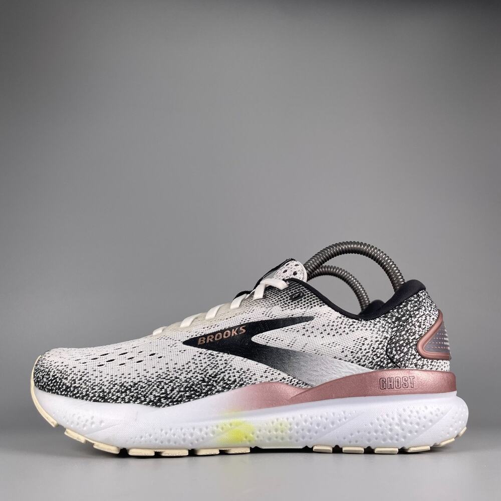 Brooks Ghost 16 Women's 8 White Rose Gold Running Shoes Athletic Sneakers Casual